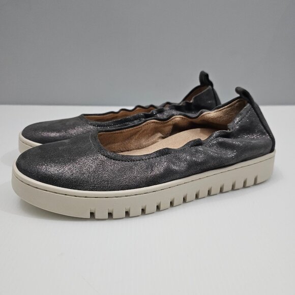 Vionic Uptown Ballet Flat Slip On Loafer Sneaker Polluted Silver Leather Sz 8.5 - Picture 1 of 13